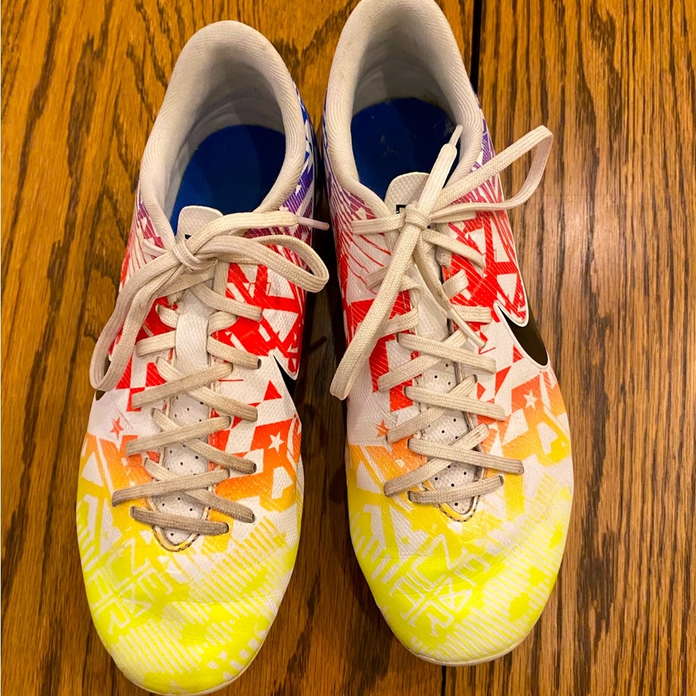 Neymar x Mercurial Vapor 13 Academy soccer cleats | size 5 yth